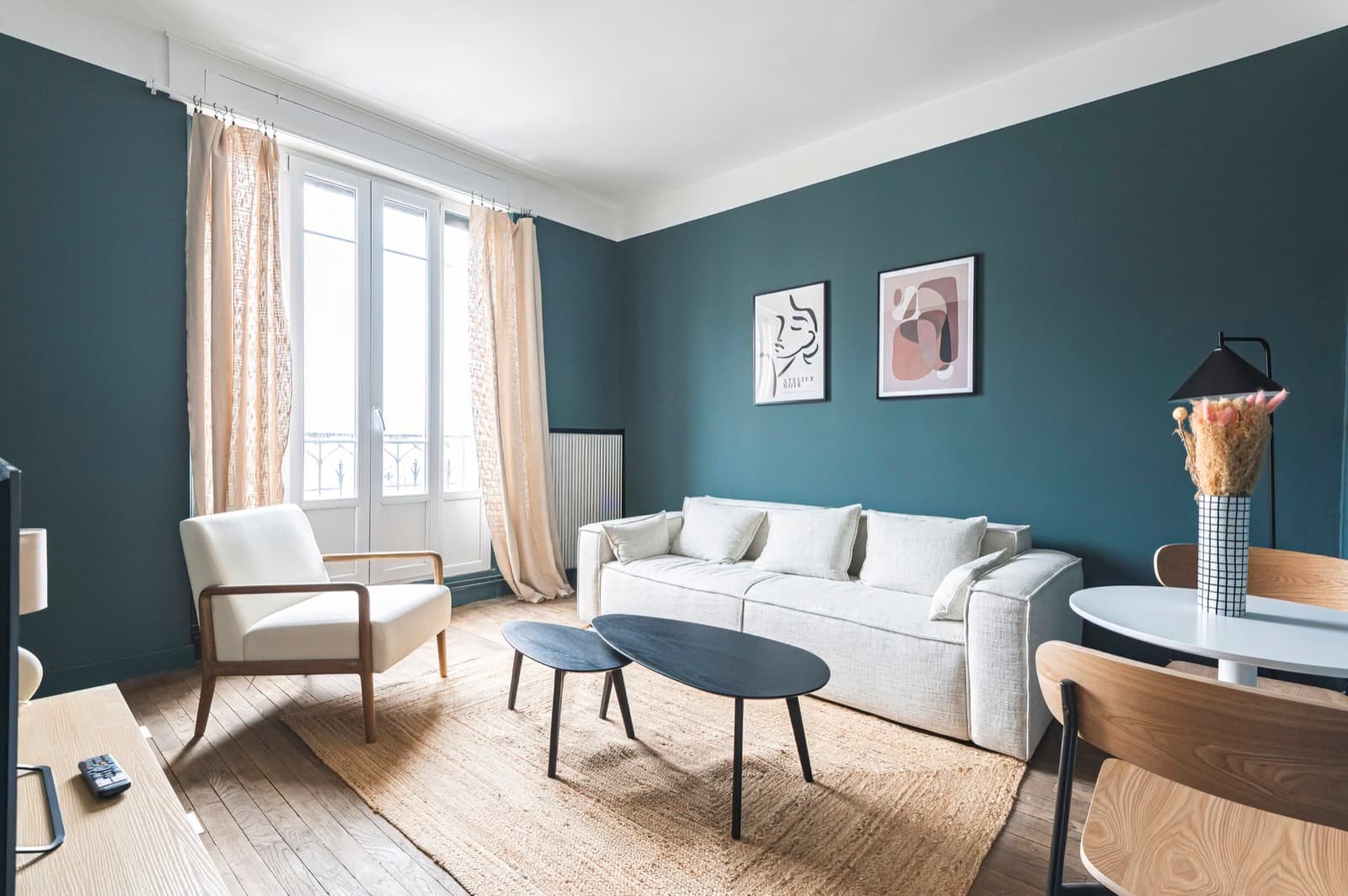 Séjour meublé d'un appartement géré par Nalis à Reims