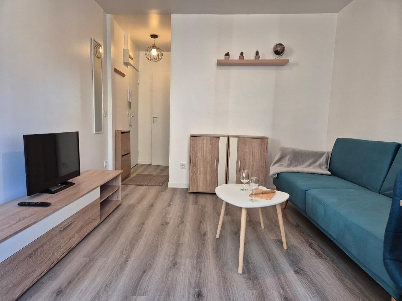 Appartement meublé - T2 - Rue Ponsardin à louer