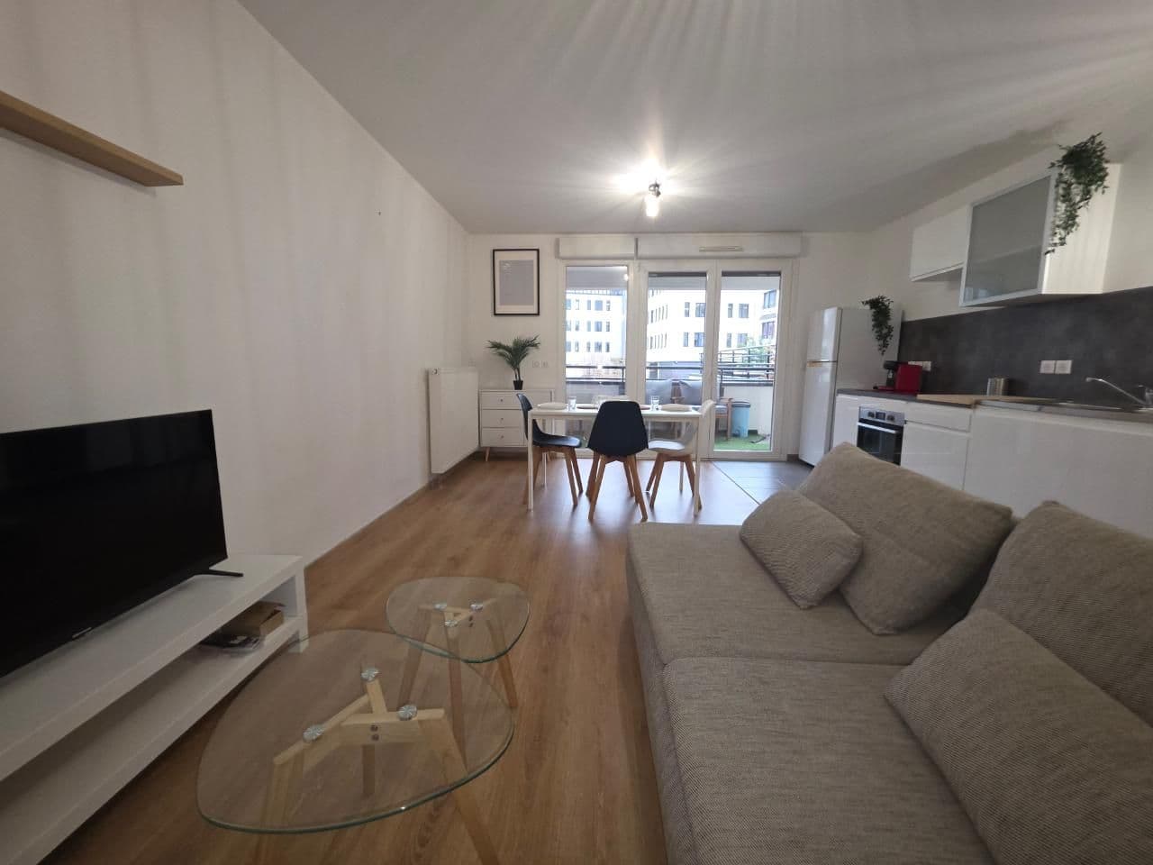 Appartement meublé - T2 - Rue de Courcelles à louer