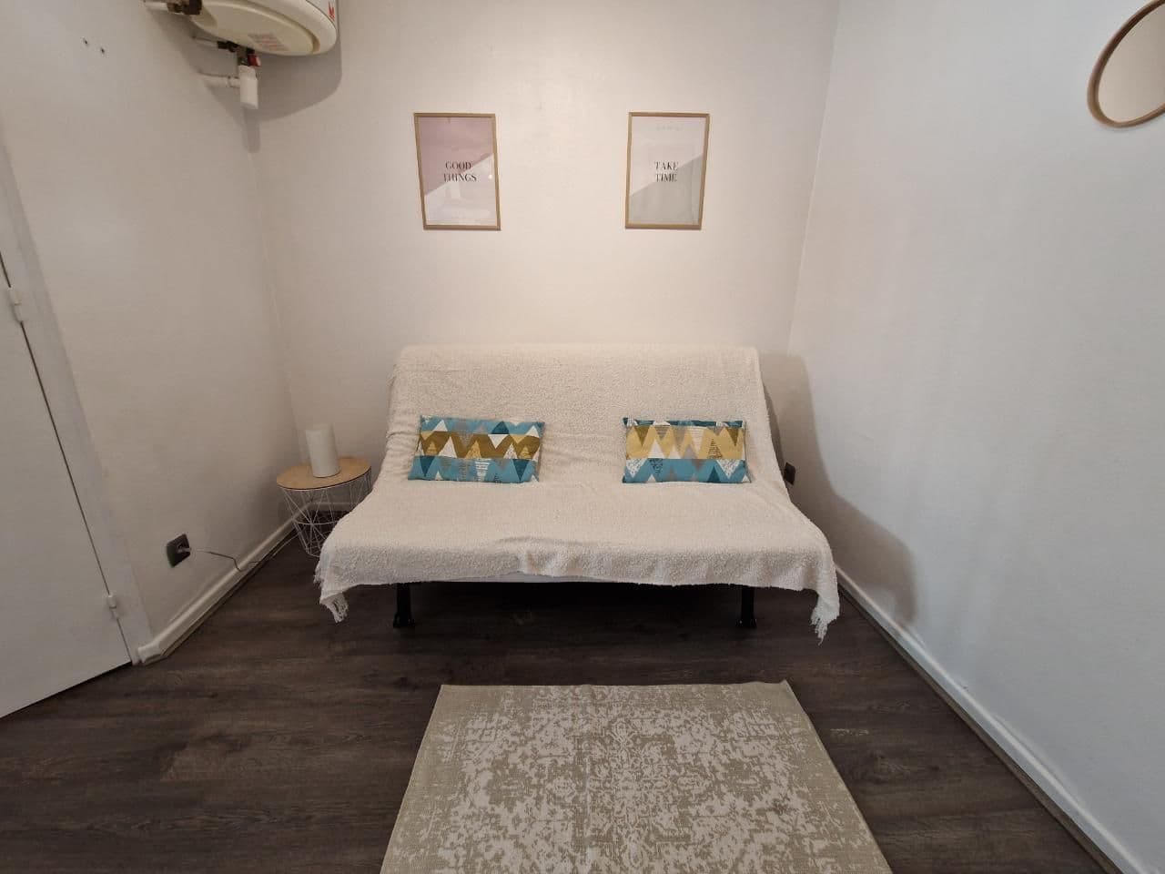 Studio meublé - Rue des Salines à louer