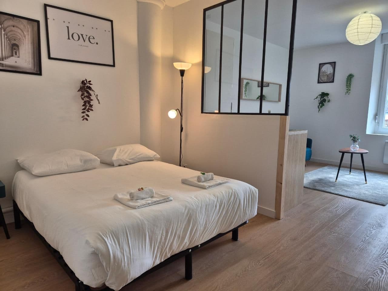 Studio meublé - 31 m2 - Rue Ponsardin à louer