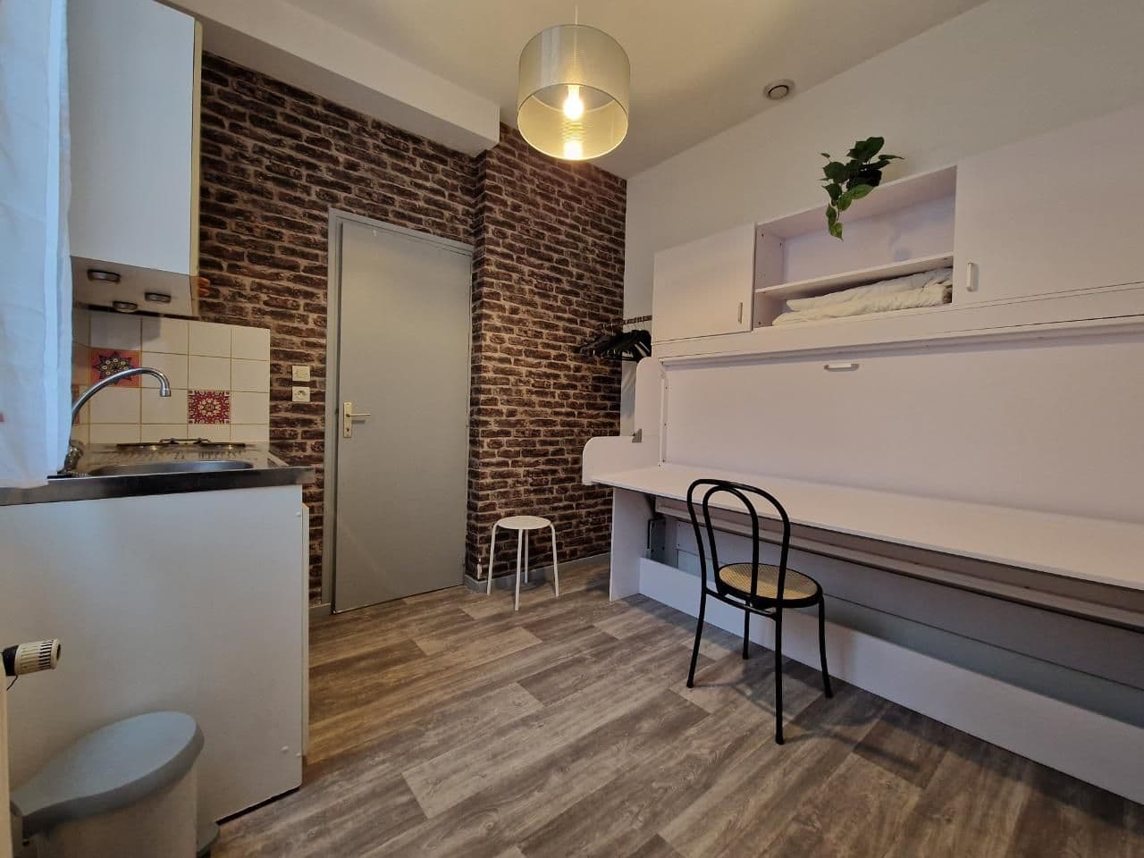 Studio non meublé - Rue de Venise à louer