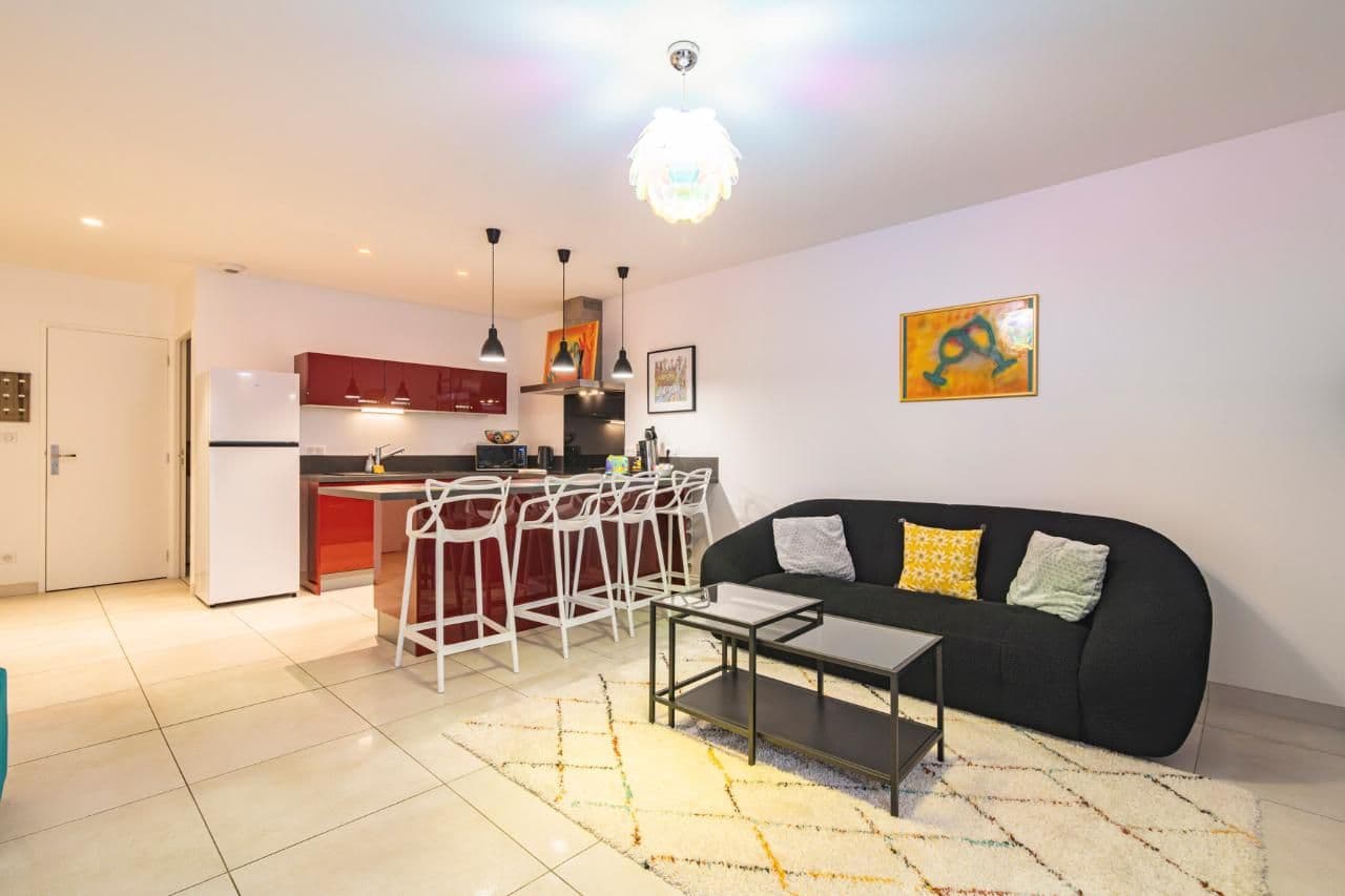 Appartement meublé - T3 - Rue de Courcelles à louer