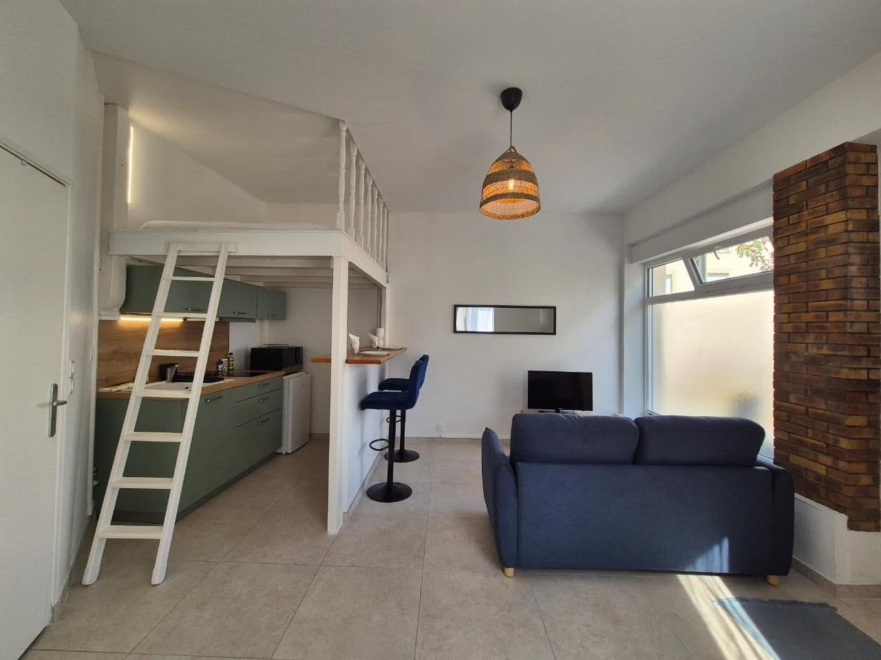Studio meublé - Studio - Rue Anquetil à louer