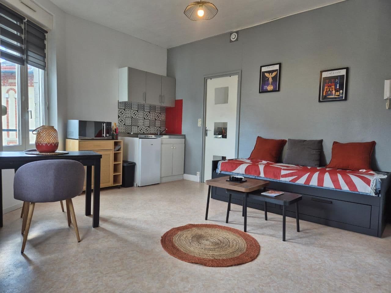 Studio meublé - 22 m2 - Rue de Cernay à louer
