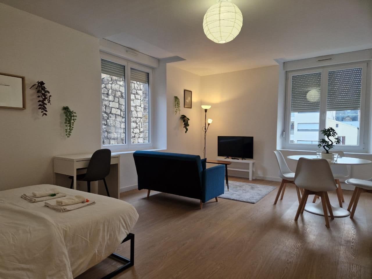 Studio meublé - 28 m2 - Rue Ponsardin à louer