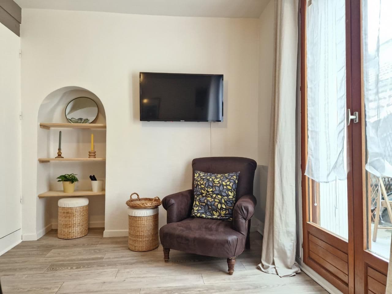 Appartement meublé - T2 - Rue du Jard à louer