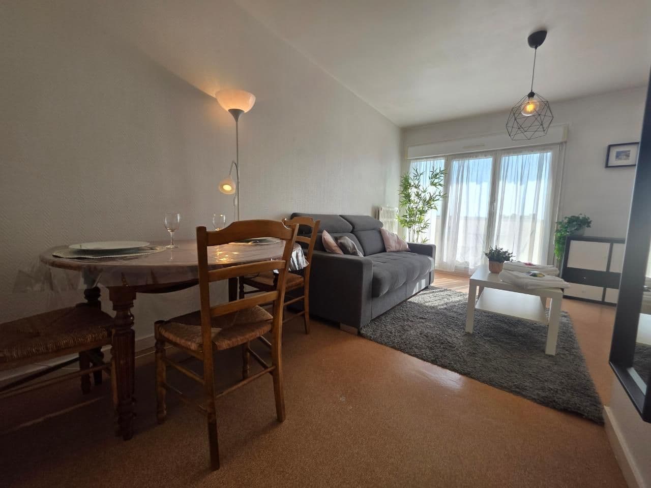 Appartement meublé - T1 - Rue des Moulins à louer
